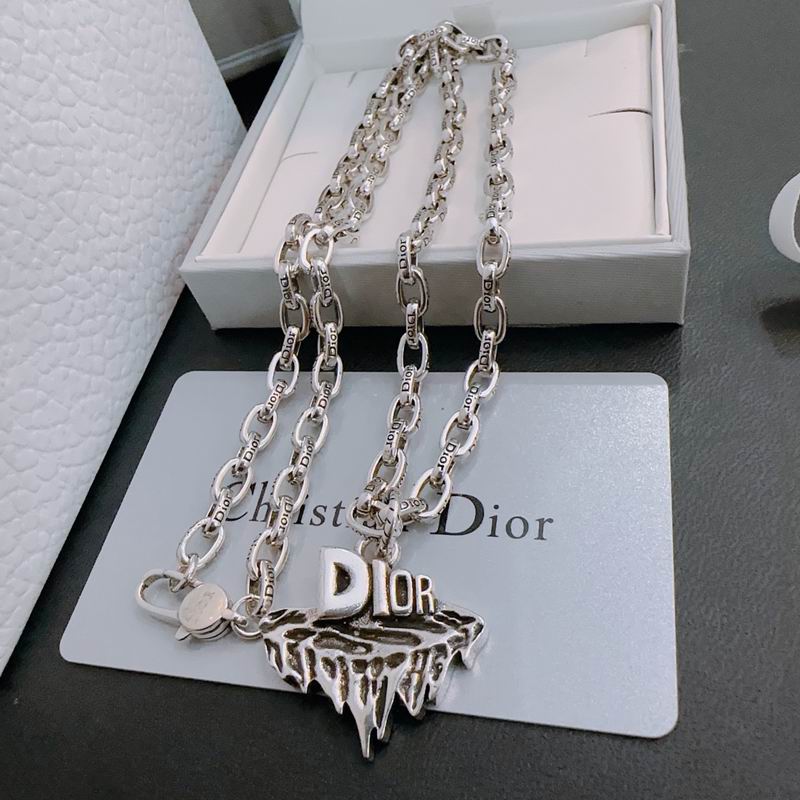 Dior Necklace 04lyr197